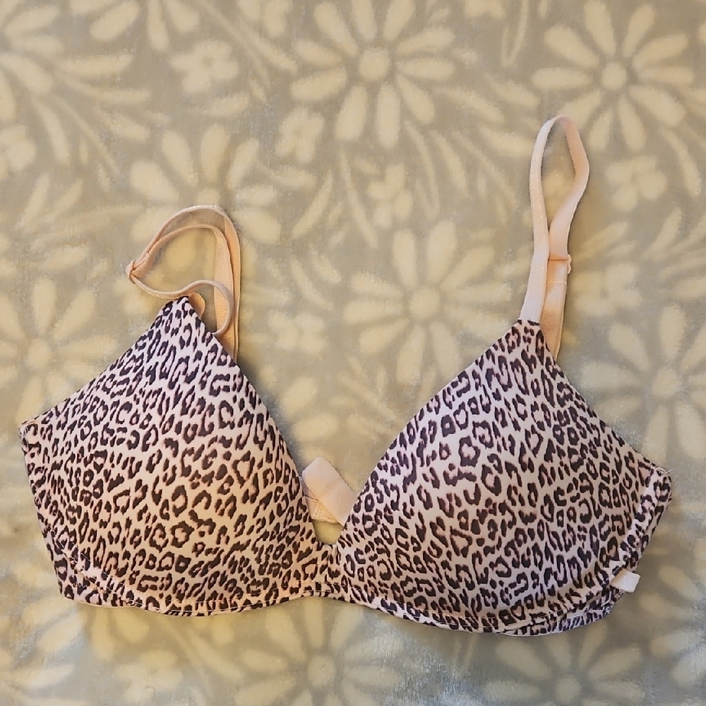 Victoria's Secret Leopard Print Women's Bra